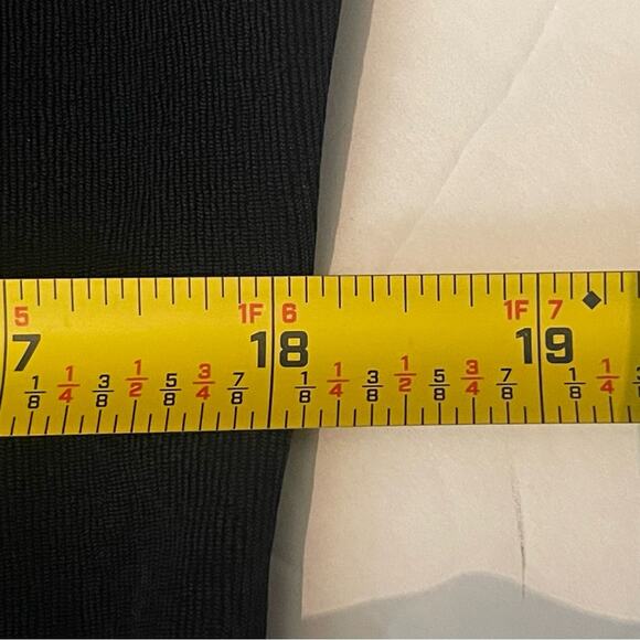 Chico’s Midnight Blue Travelers Non-Wrinkle Neutral Shift Dress NWOT Size 8 - Picture 11 of 13